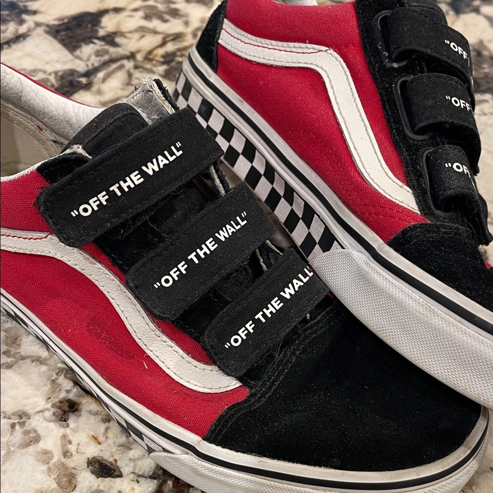 VANS 🛹 COOLEST Velcro Red, Black & White Women’s Size 9.5
